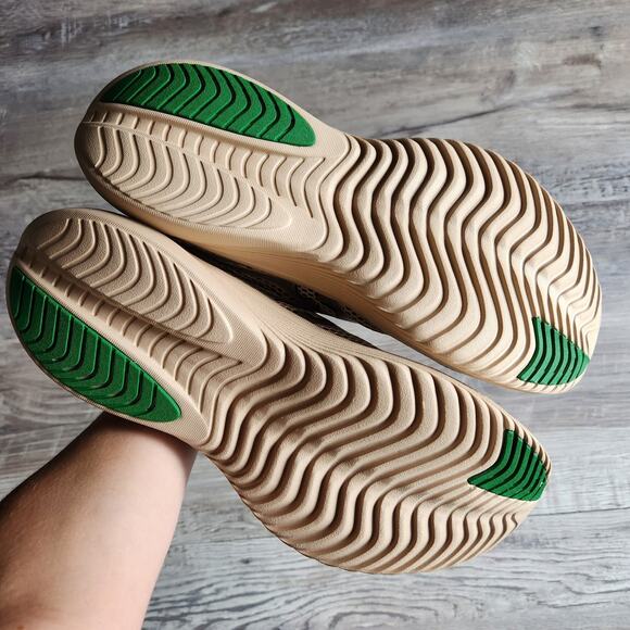 (12.5) Brand new! Men's Saucony Kinvara 14 Athletic Shoes - Picture 4 of 7